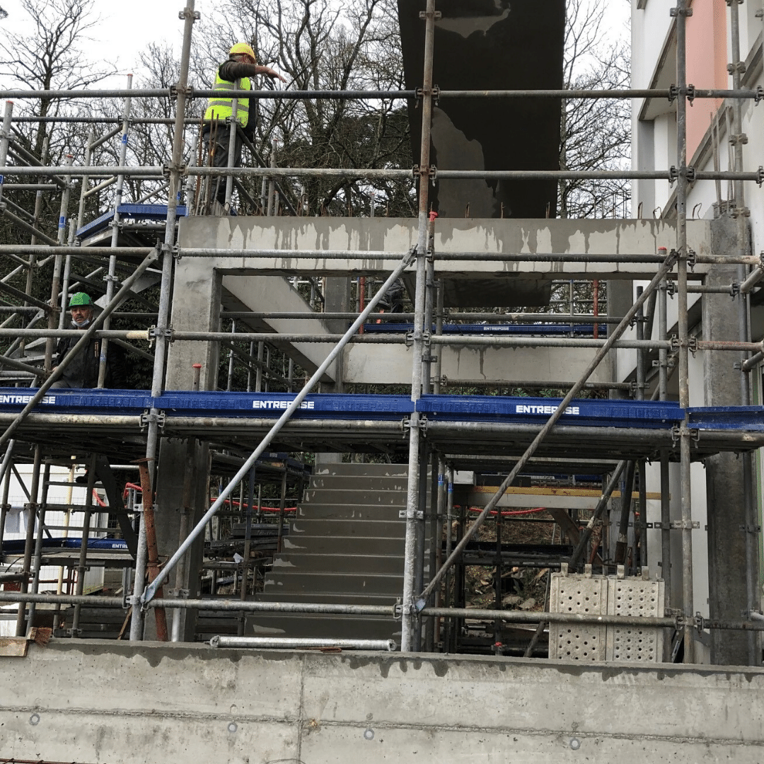 démolition béton dans une usine agroalimentaire à landerneau